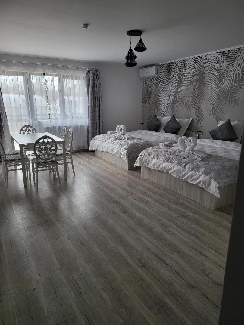 Casa Ratiu Airport Bucharest Therme Bucharest Balotesti Buitenkant foto